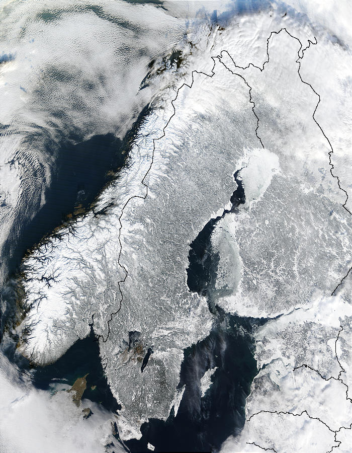 La scandinavie vue par satellite